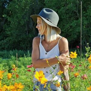 Yellow 108 Wool Gray Fedora, size XL